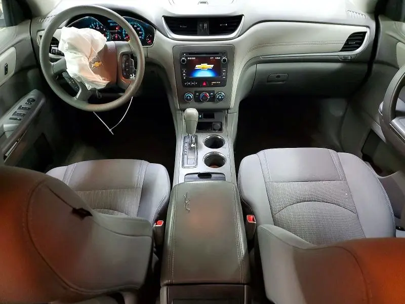 2014 CHEVROLET TRAVERSE LS  