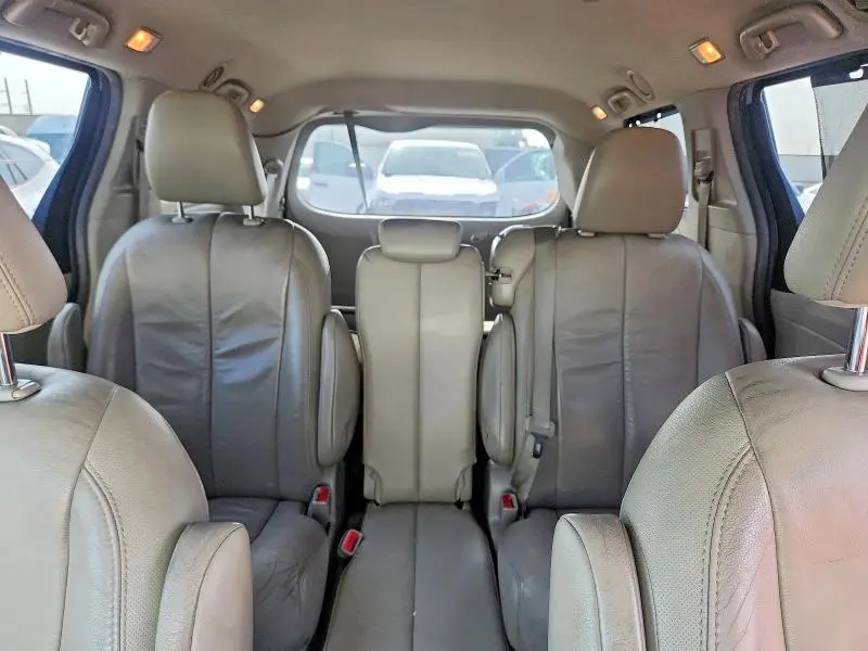 2012 TOYOTA SIENNA XLE 8-PASSENGER  