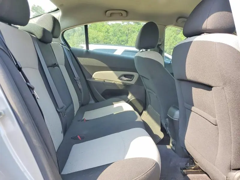 2011 CHEVROLET CRUZE LS  