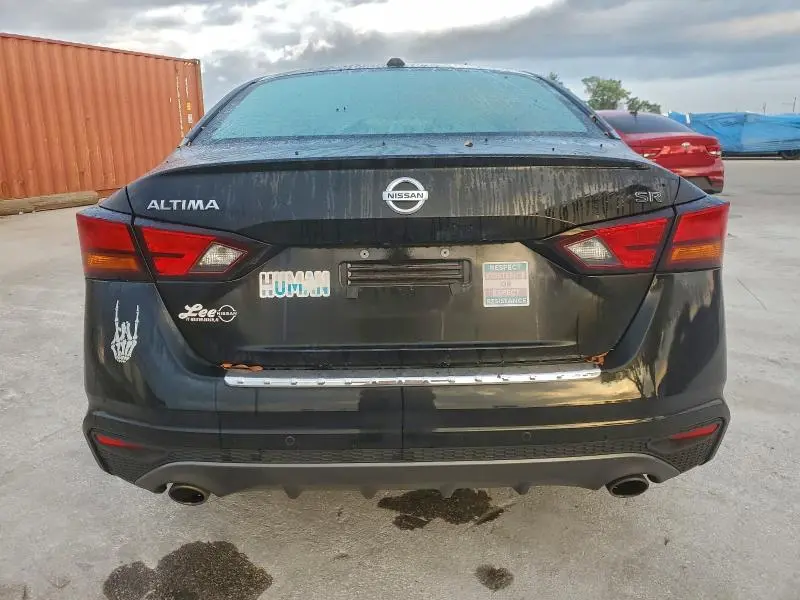 2022 NISSAN ALTIMA SR  