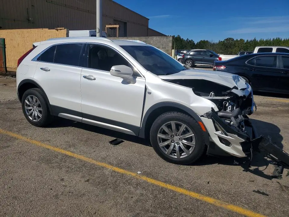 2021 CADILLAC XT4 PREMIUM LUXURY  