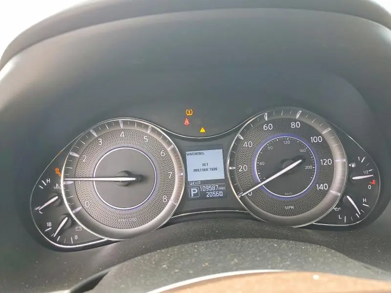 2015 INFINITI QX80 BASE  