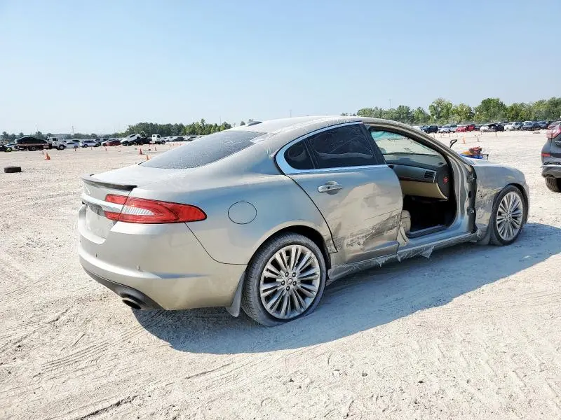 2012 JAGUAR XF PORTFOLIO  