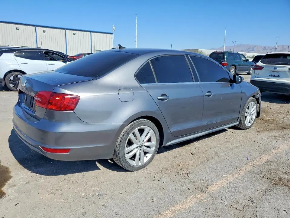 2012 VOLKSWAGEN JETTA GLI  