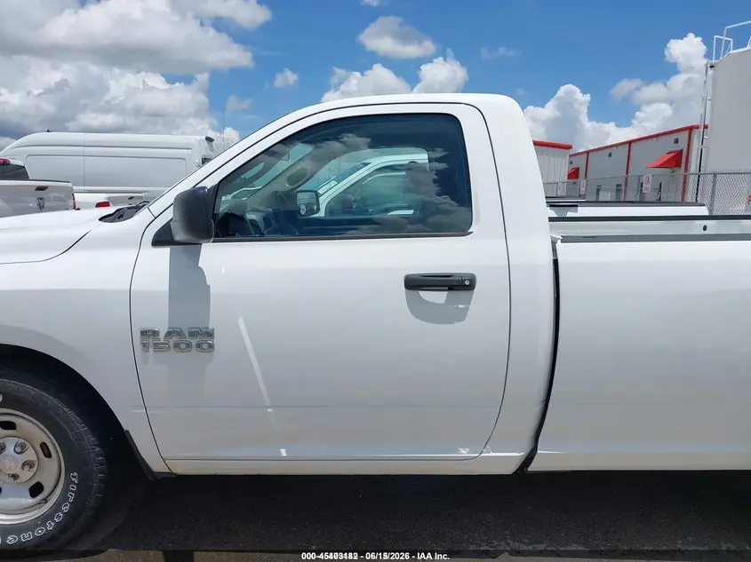 2017 RAM 1500 TRADESMAN  4X2 8' BOX