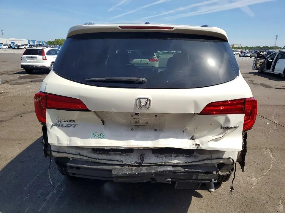 2017 HONDA PILOT TOURING  