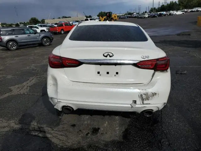 2018 INFINITI Q50 LUXE  