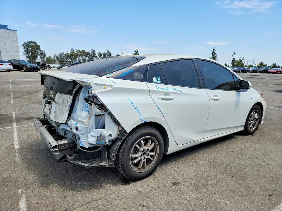 2019 TOYOTA PRIUS LE  