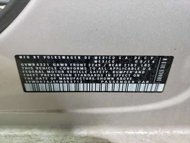 2015 VOLKSWAGEN JETTA SE  