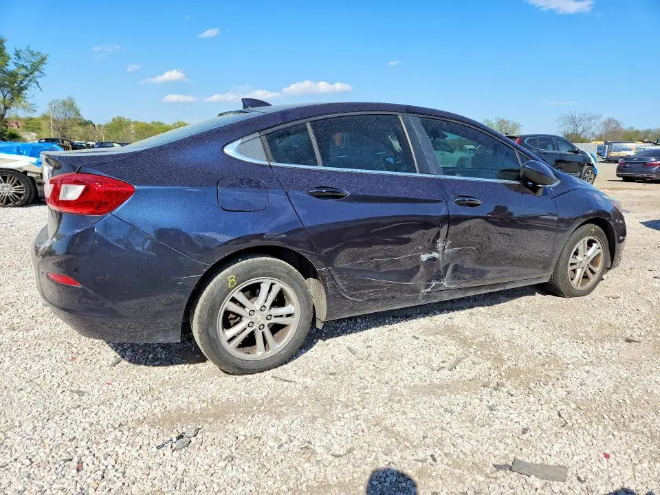 2016 CHEVROLET CRUZE LT  