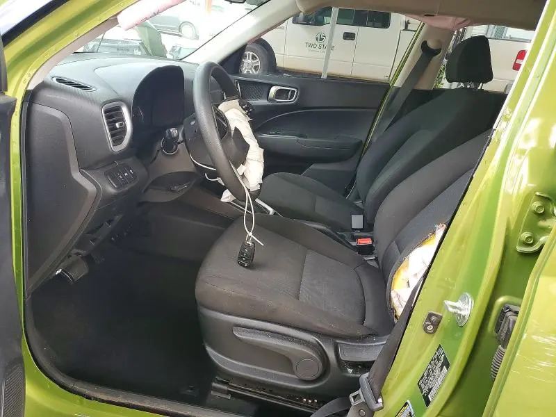 2021 HYUNDAI VENUE SE  