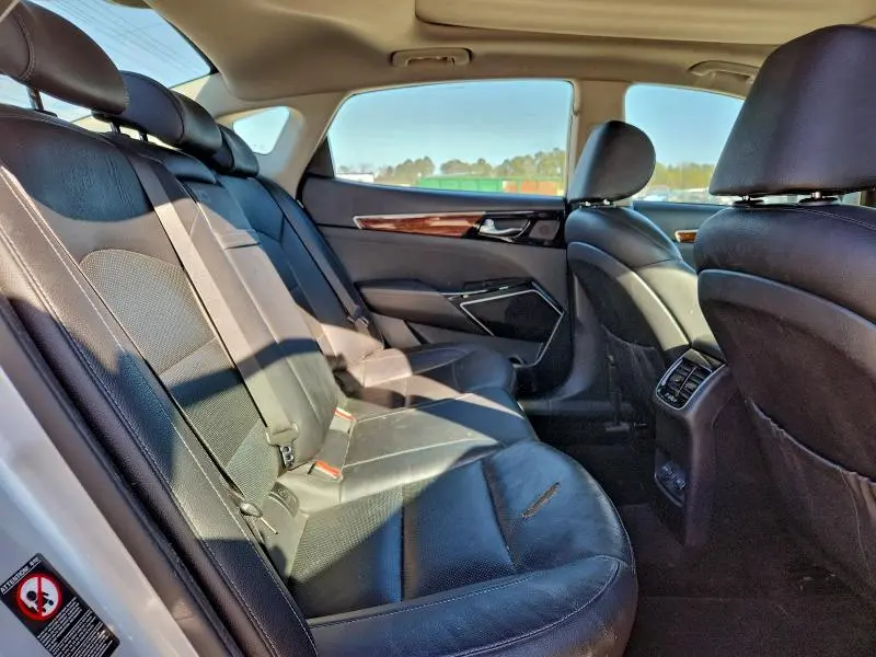 2017 KIA CADENZA PREMIUM  