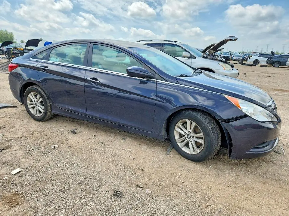 2011 HYUNDAI SONATA GLS  