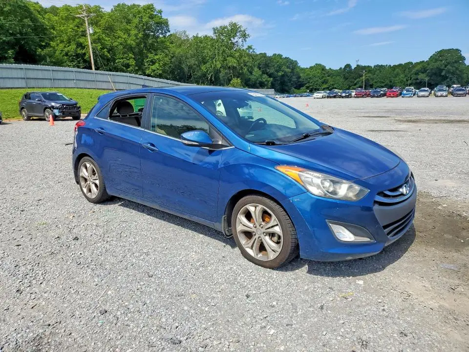 2013 HYUNDAI ELANTRA GT BASE  