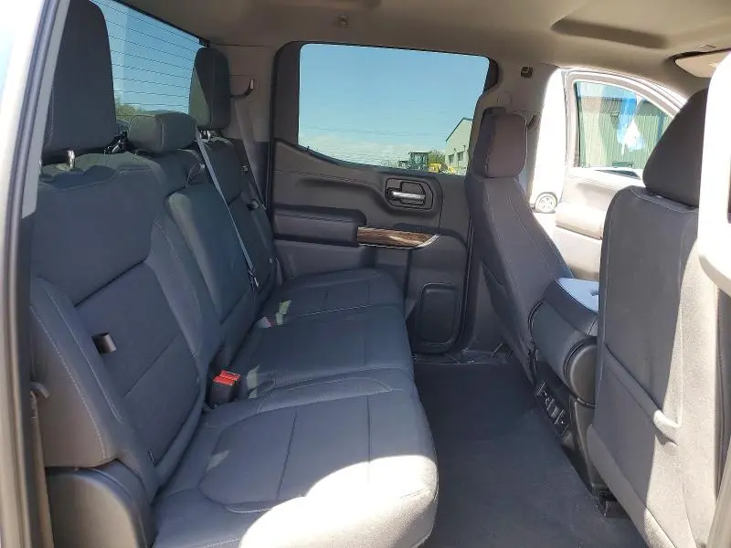 2021 CHEVROLET SILVERADO K1500 RST  