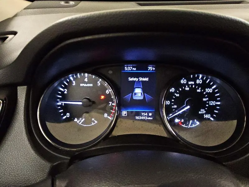 2018 NISSAN ROGUE S  