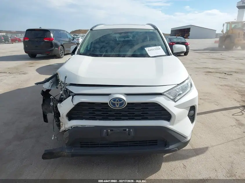 2021 TOYOTA RAV4 HYBRID XLE PREMIUM