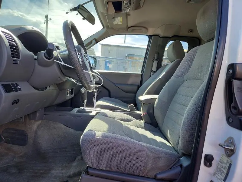 2016 NISSAN FRONTIER S  