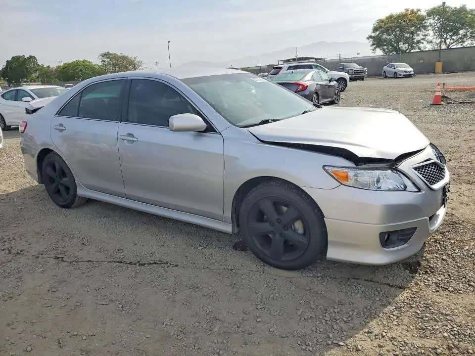 2010 TOYOTA CAMRY SE  