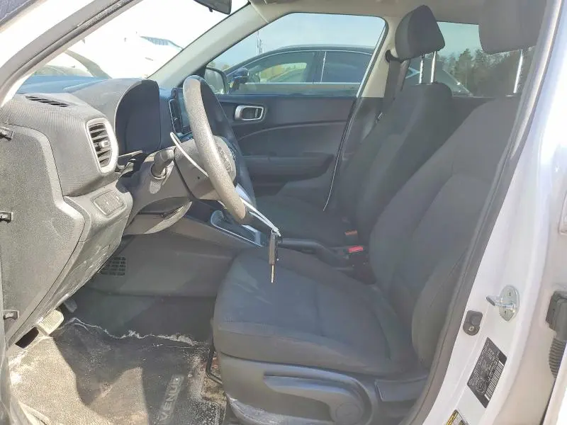 2022 HYUNDAI VENUE SE  