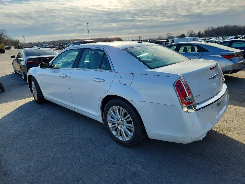 2014 CHRYSLER 300C   