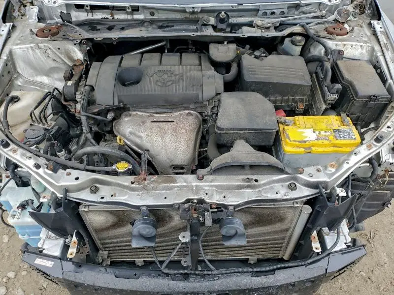 2014 TOYOTA VENZA LE  