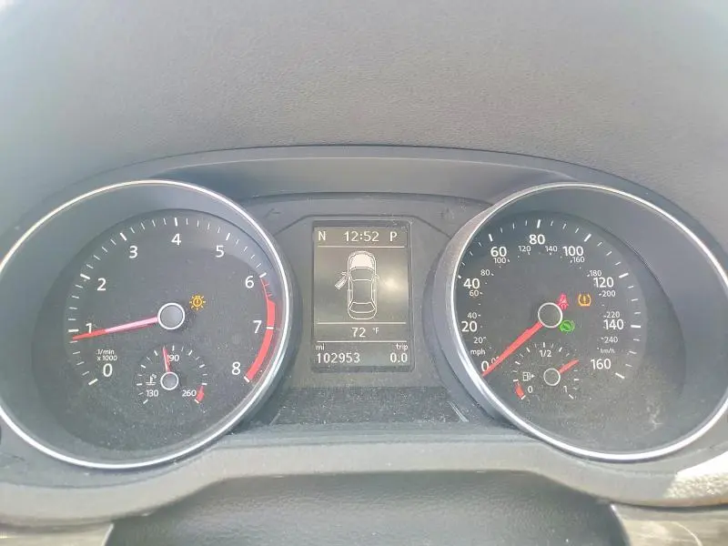 2018 VOLKSWAGEN PASSAT SE  