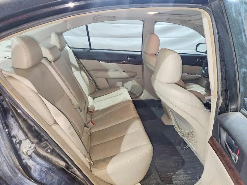 2013 SUBARU LEGACY 2.5I LIMITED  