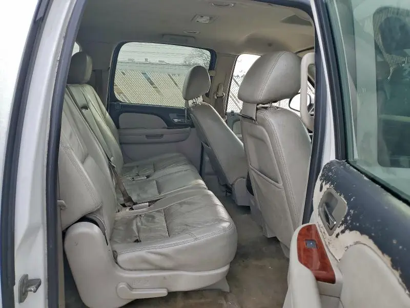 2013 CHEVROLET SUBURBAN C1500 LT  