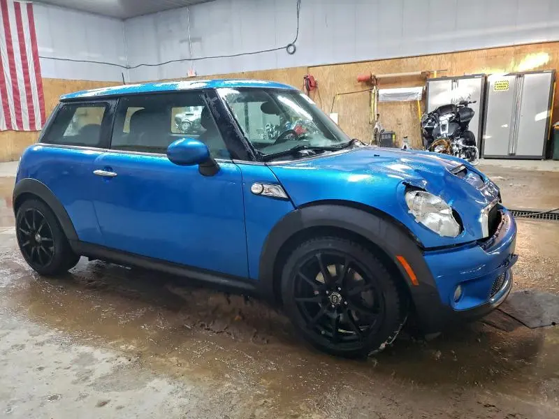 2010 MINI COOPER S  