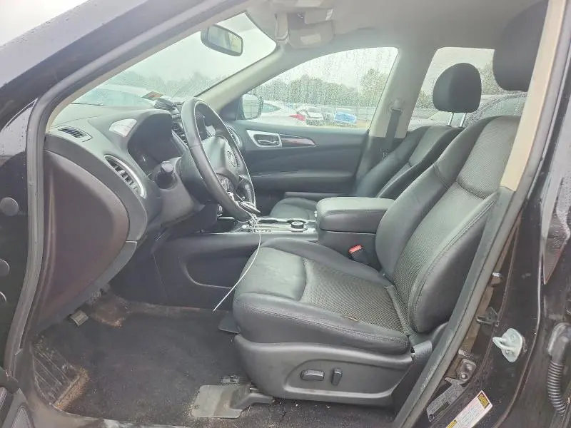 2017 NISSAN PATHFINDER SV  