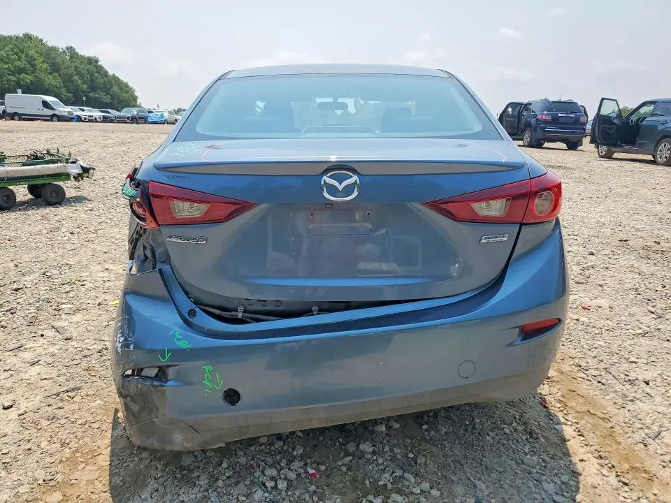 2015 MAZDA 3 TOURING  