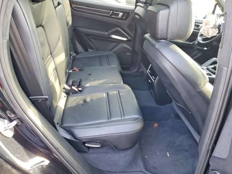 2019 PORSCHE CAYENNE TURBO  