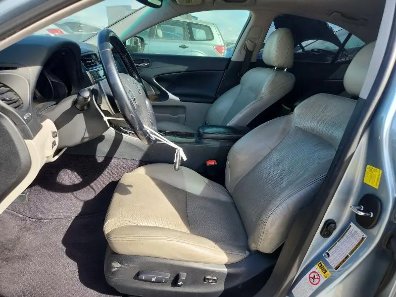 2010 LEXUS IS 250  