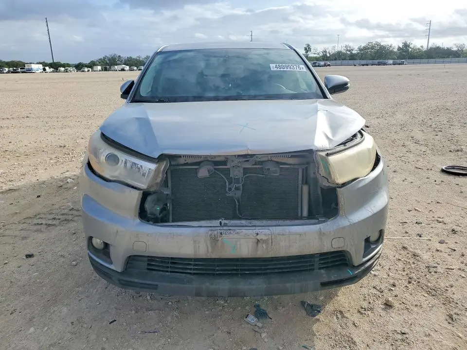 2014 TOYOTA HIGHLANDER LE PLUS  