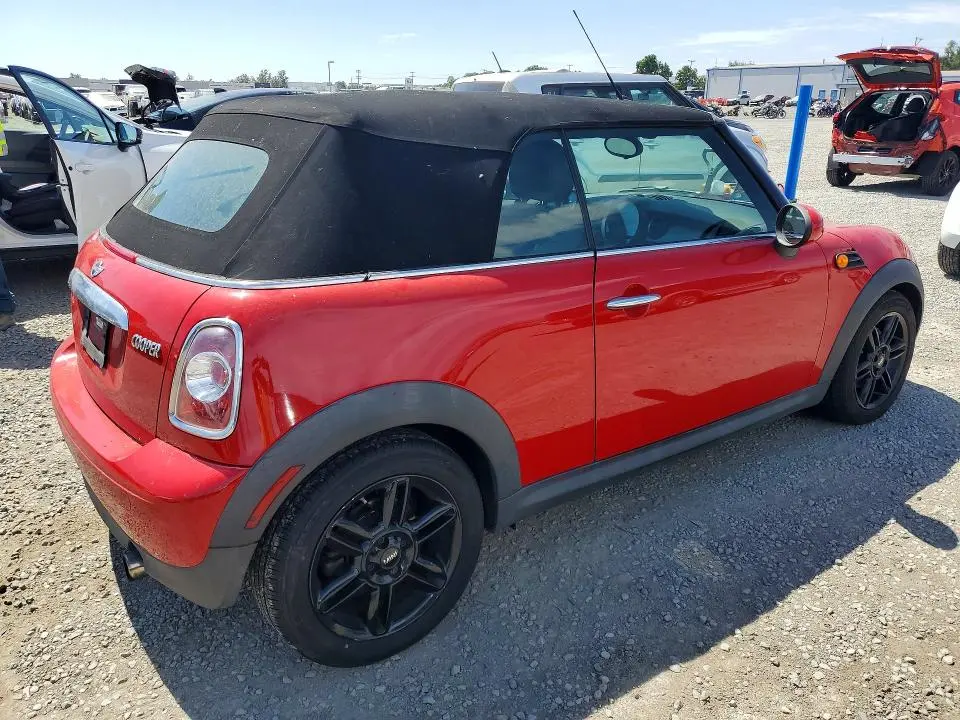 2015 MINI COOPER   