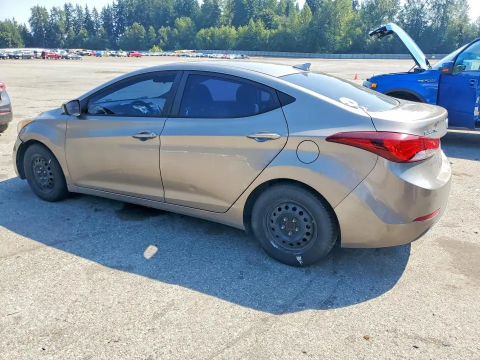 2016 HYUNDAI ELANTRA SE  