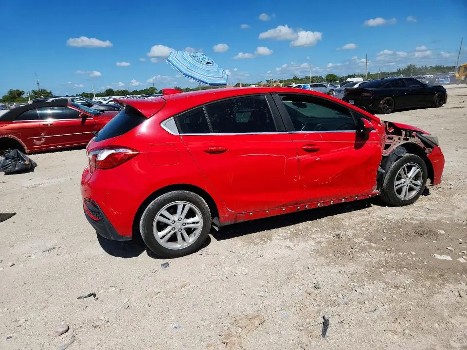 2017 CHEVROLET CRUZE LT  