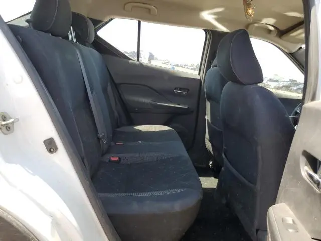 2018 NISSAN KICKS S  