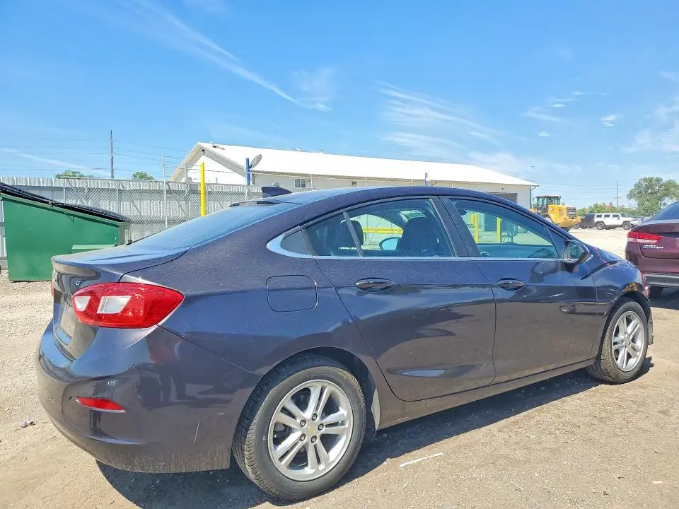 2016 CHEVROLET CRUZE LT  