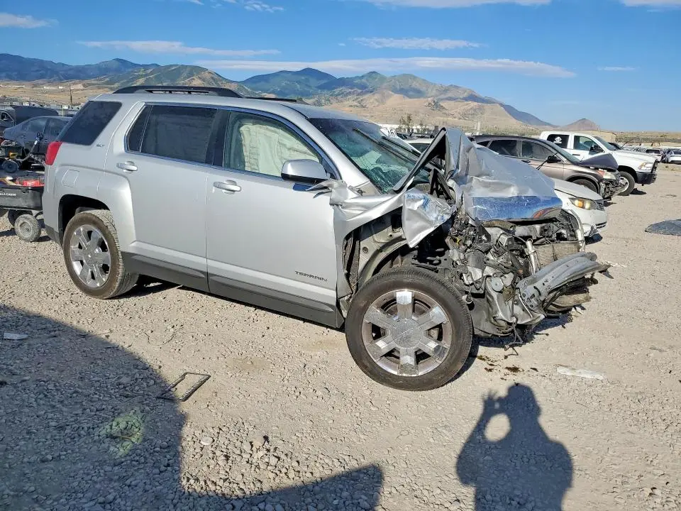 2011 GMC TERRAIN SLT  