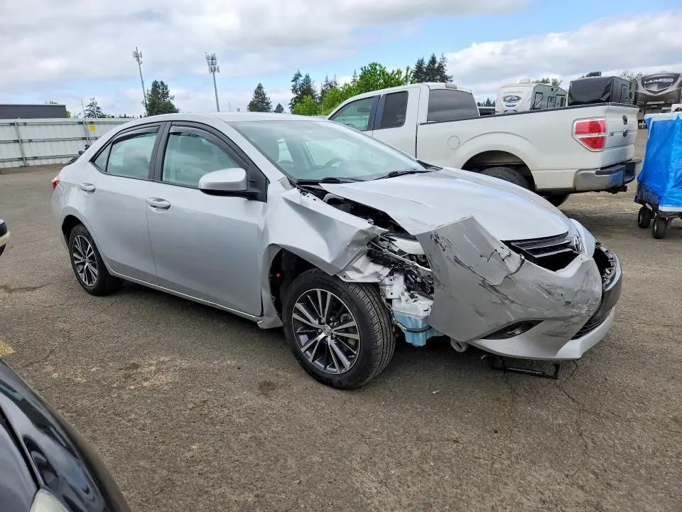 2016 TOYOTA COROLLA LE PLUS  