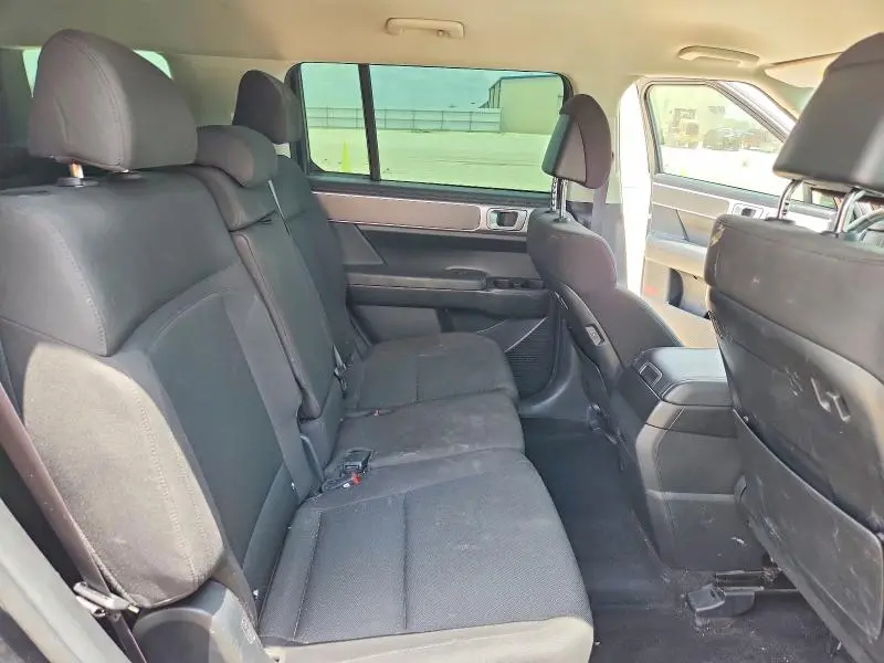2024 HYUNDAI SANTA FE SE  