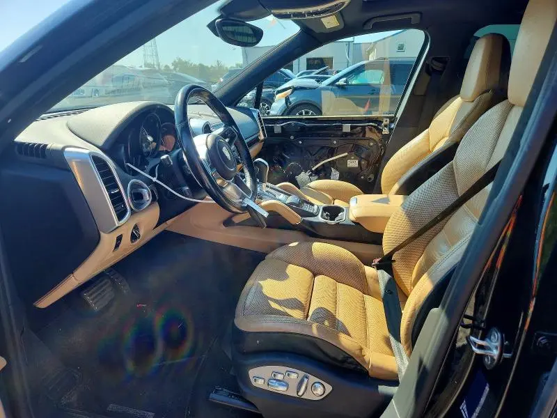2017 PORSCHE CAYENNE SE HYBRID PLATINUM  