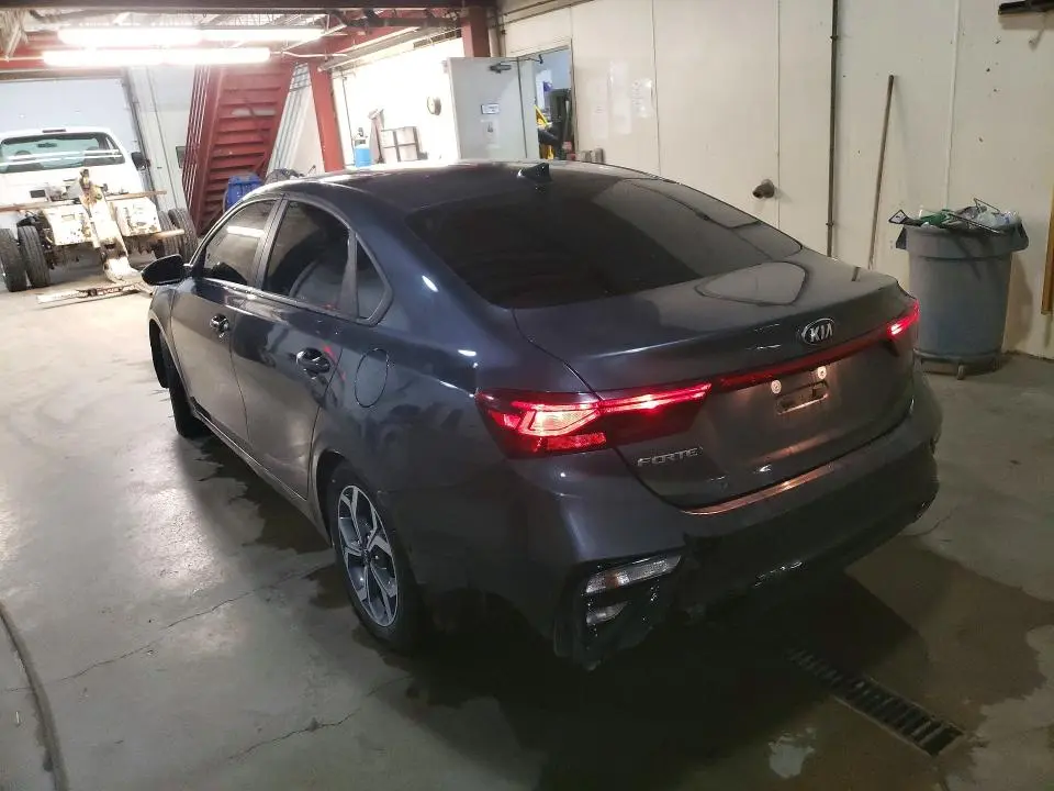 2021 KIA FORTE LXS  