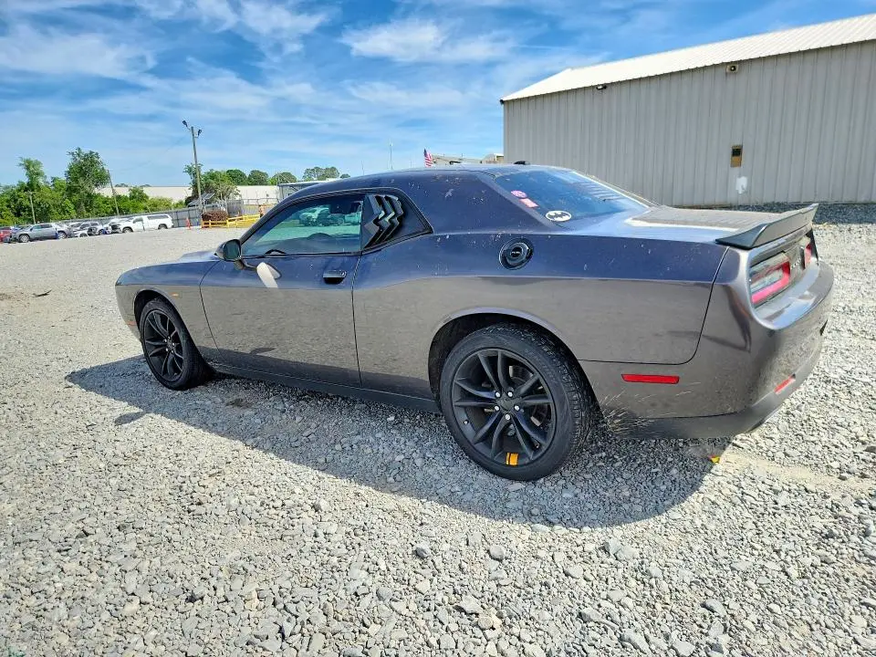 2016 DODGE CHALLENGER SXT  