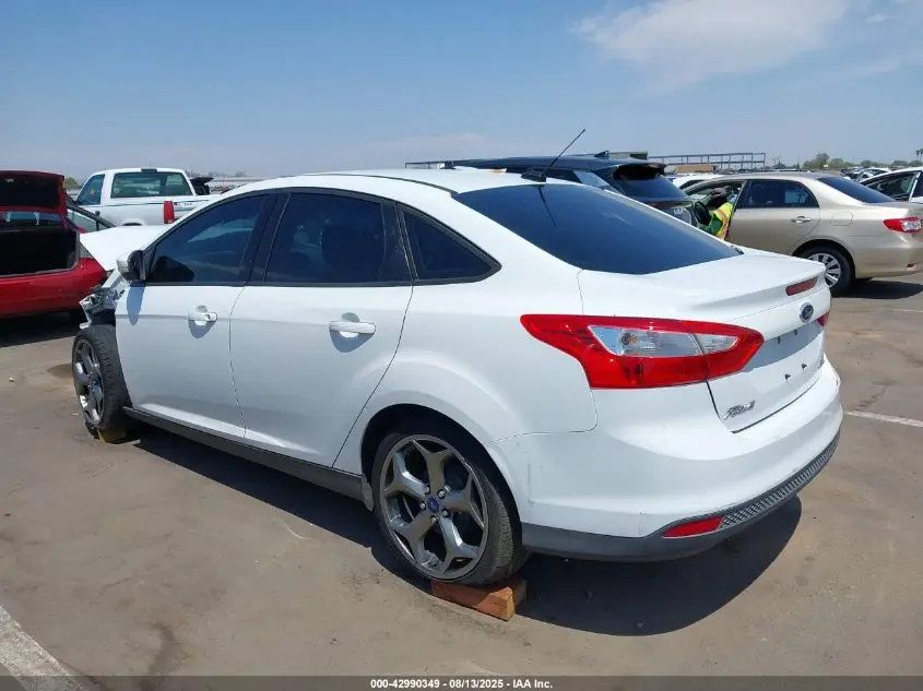 2013 FORD FOCUS SE