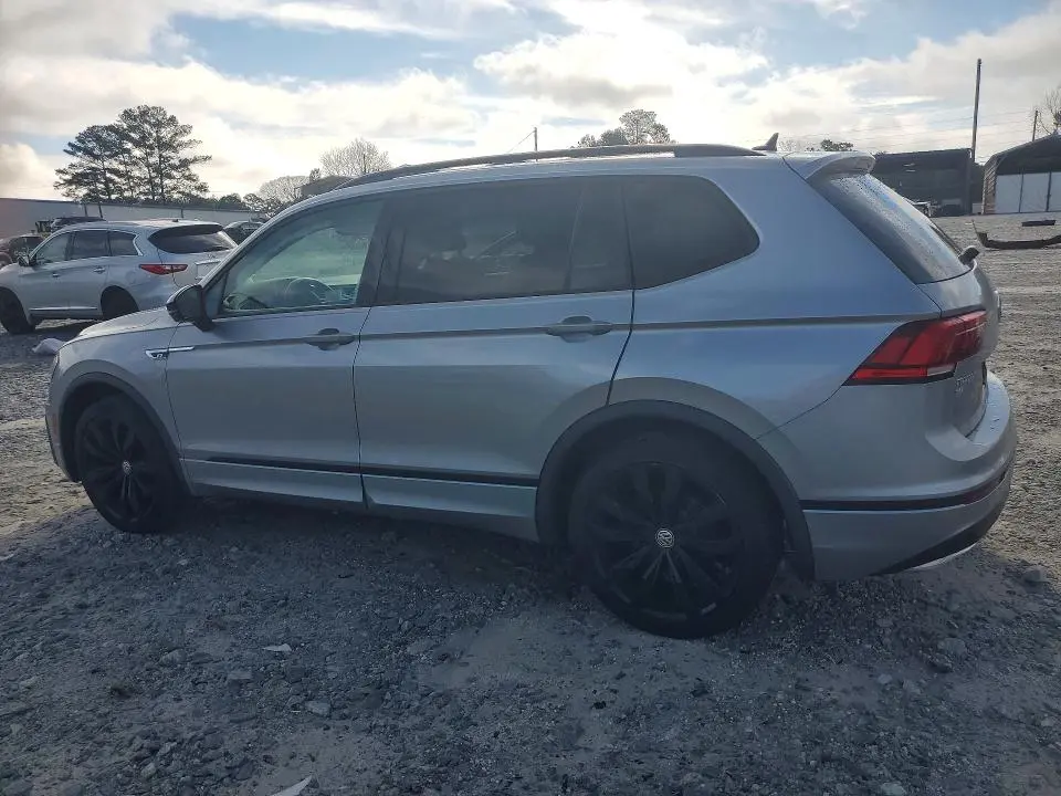 2020 VOLKSWAGEN TIGUAN SE  