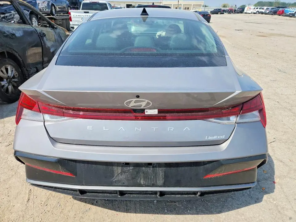 2025 HYUNDAI ELANTRA LIMITED  