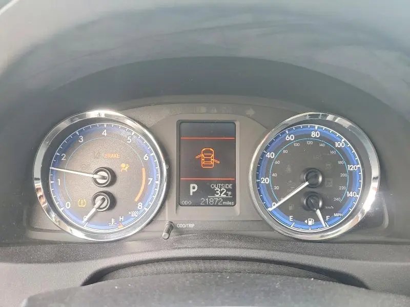 2017 TOYOTA COROLLA L  